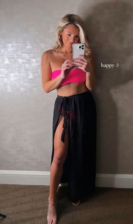 Annie Agar star hot pics