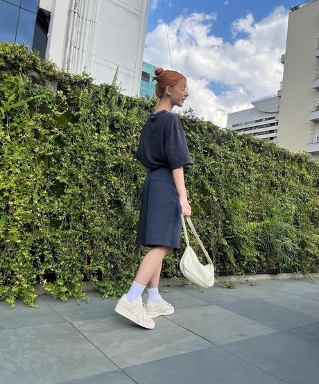 Thaiga hot actress picture