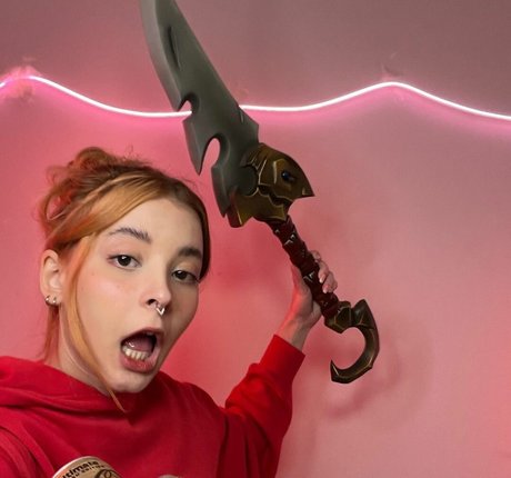 Thaiga sexy actress picture