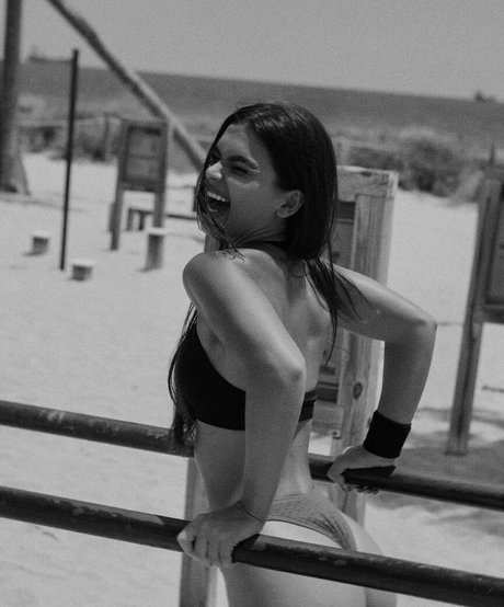 popular onlyfans nude galleries