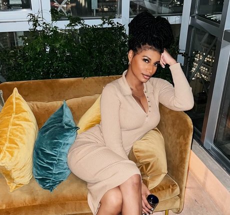 Taylor Rooks high quality pornstar photo