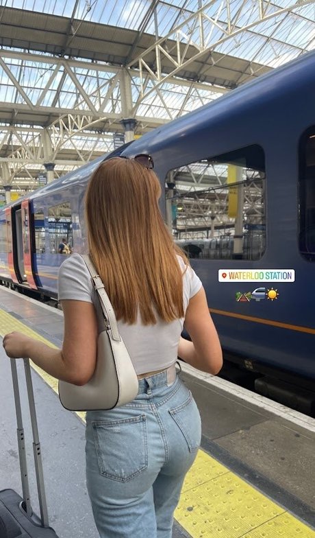 Rosyshimmer model erotic photos