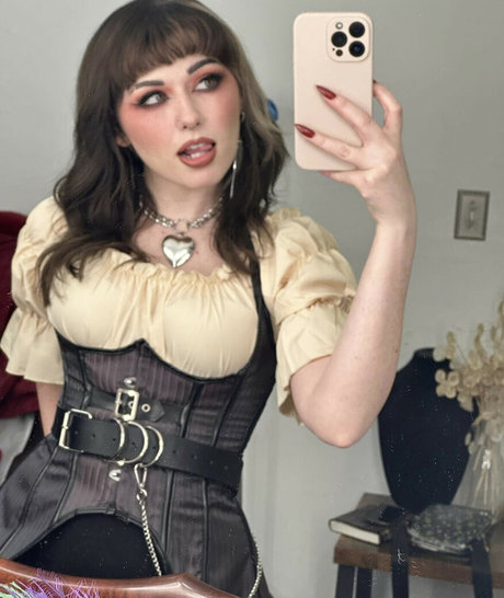 NotSaige art actress image