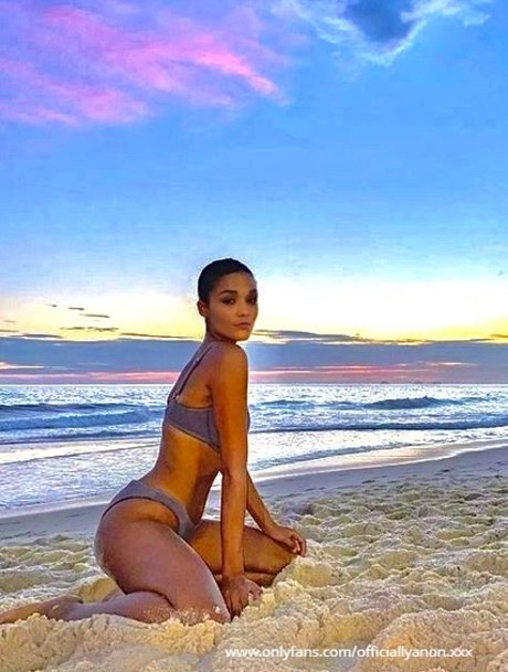 ANONXXX sexy actress gallery