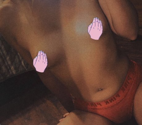 NoFaceQueen pornstar free pic