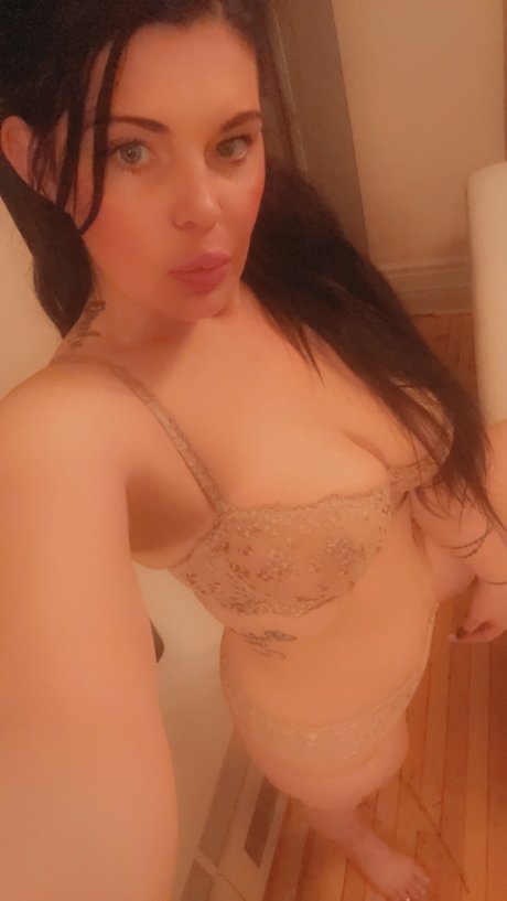 petrarose star sexy photos