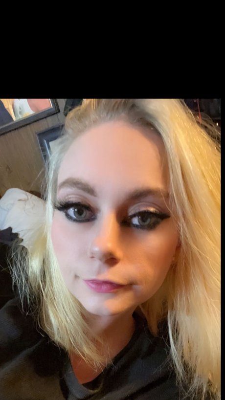 Sarafina pornographic star photos