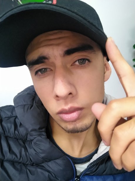 Roberto Gomez Romero xxx star image