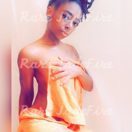 Rare JadeFire sexy star pictures