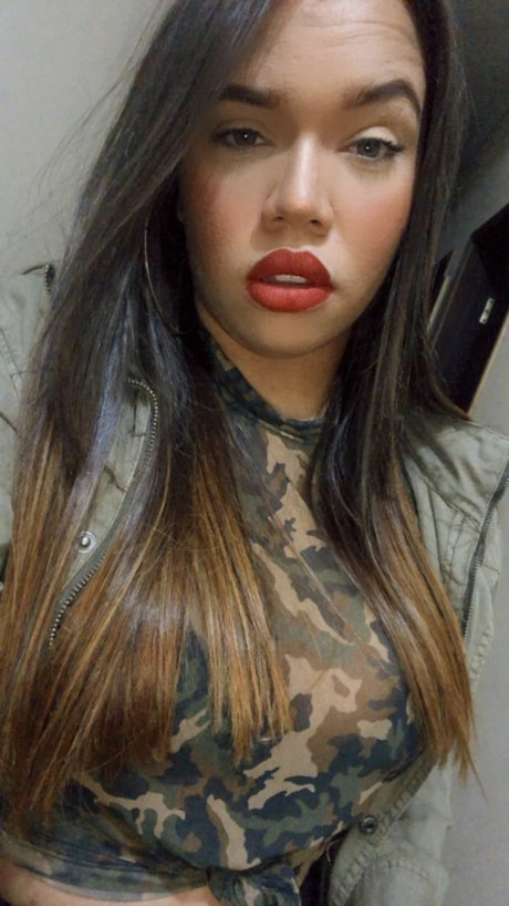 Mara Fiore model adult images