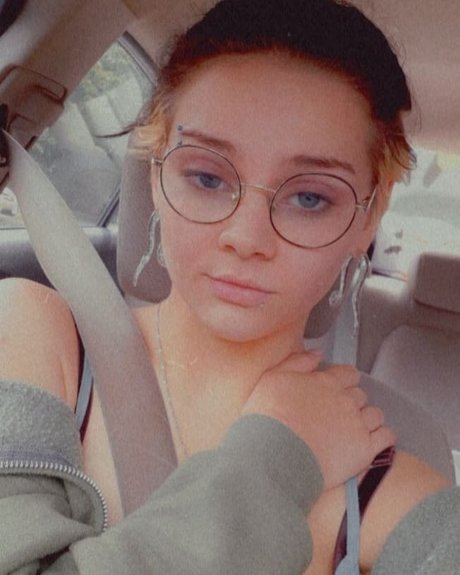 teen young onlyfans free nude photo