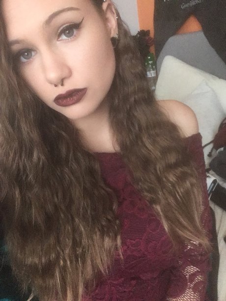 Amelia Mars naked star pics