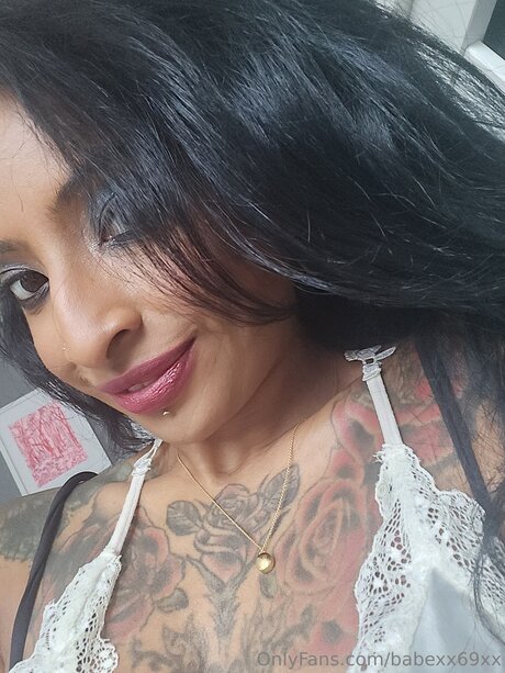 BabeXX69XX nudes actress archive