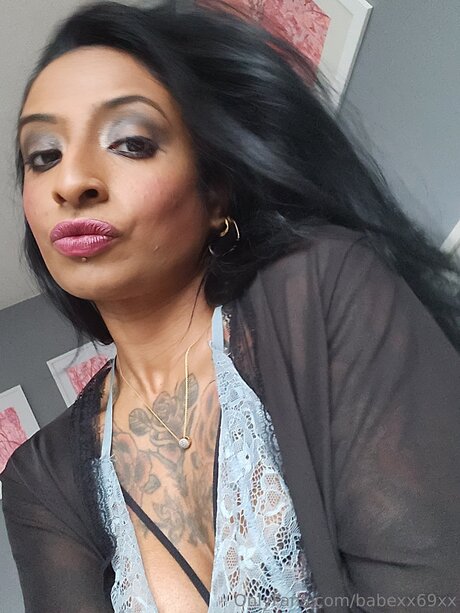 BabeXX69XX star adult photo