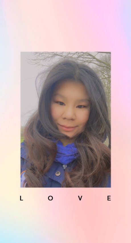 Maud Radcliffe perfect model image