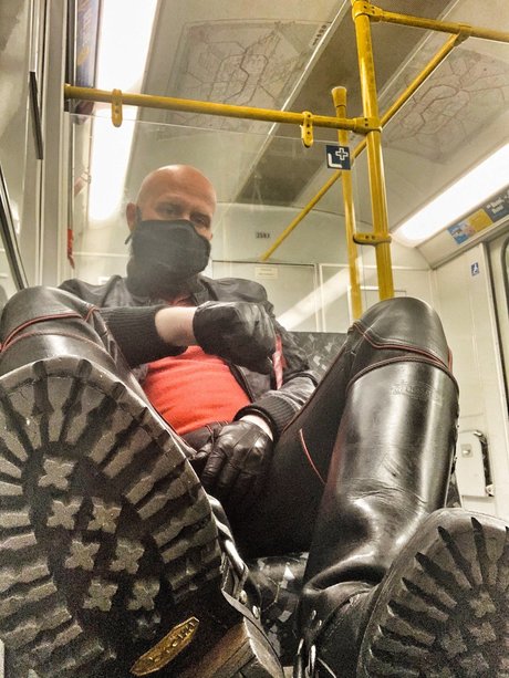 BlackLeder pornstar exclusive photo