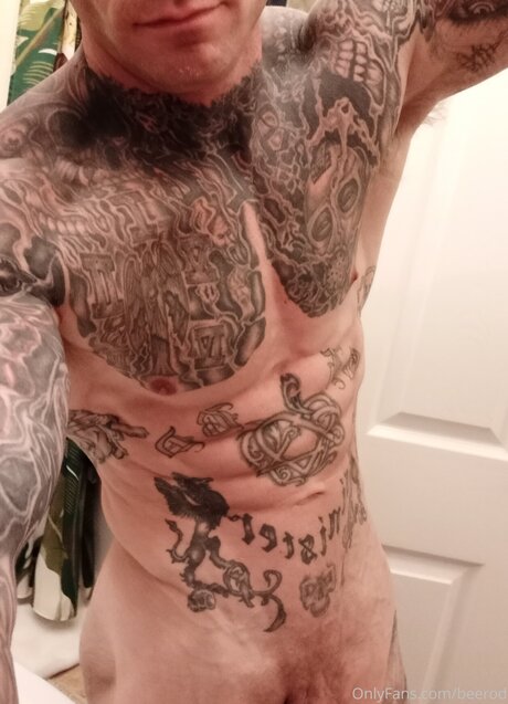 Brandon Blye hd model photo