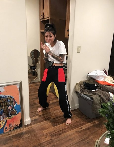 Mae Col nudes pornstar galleries