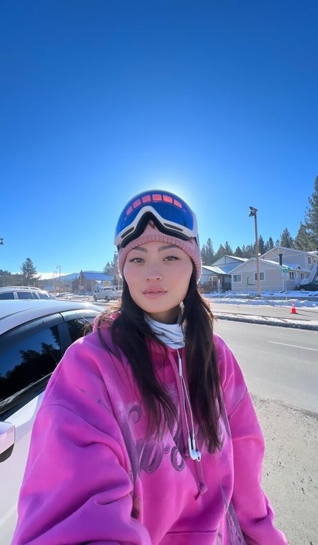 Mae Col model sex gallery