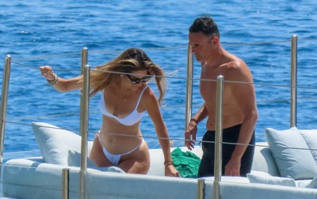 african onlyfans sexy naked pictures