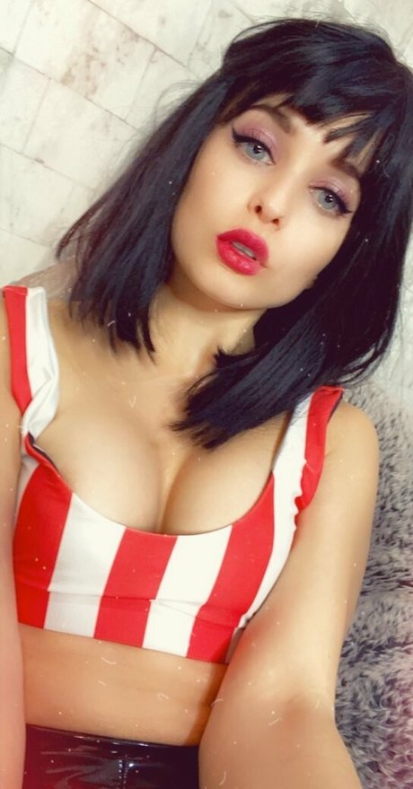 angelikarougefree star nice picture