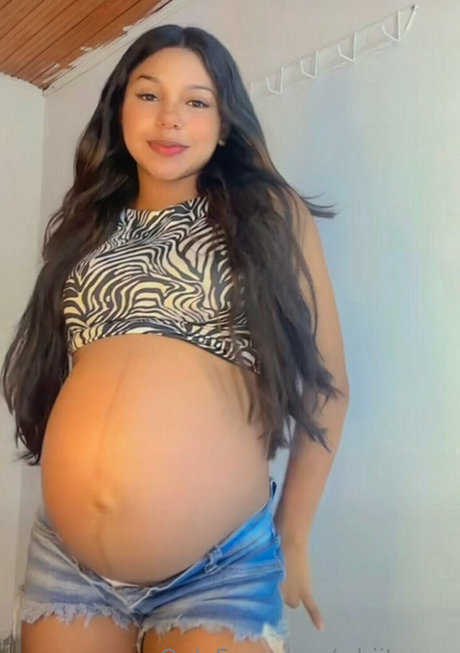 whiitneey top star gallery