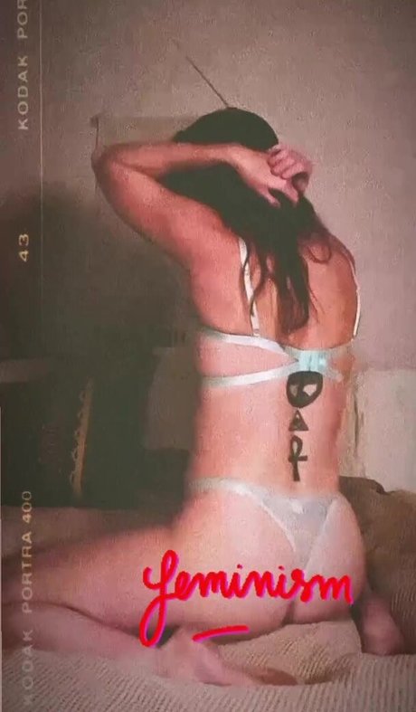 gingrbreadginny pornstar top photo