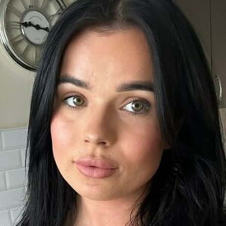 Amy Olivia Hayden nice star pic