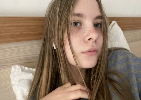 mirtaworld art actress archive