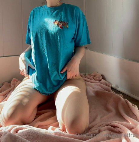 avanetfree pornstar art photos