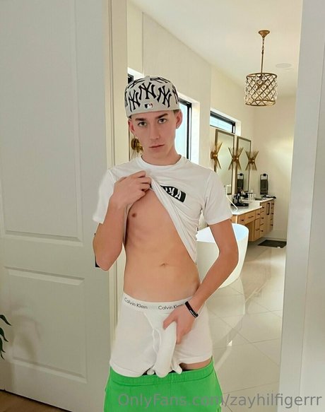 cute asian onlyfans beautiful naked photo