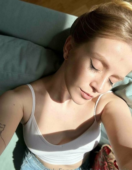 kateorkatrin model xxx photo