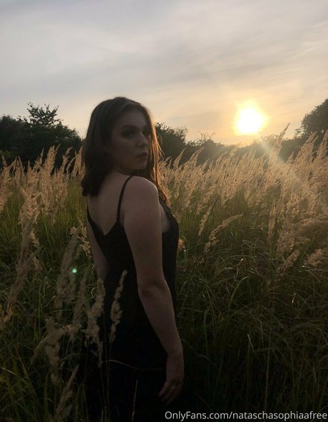 nataschasophiaafree high quality model pic