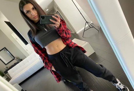 latina blowjob onlyfans beautiful photo