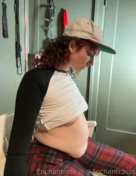 pregnant milf onlyfans art nude pictures