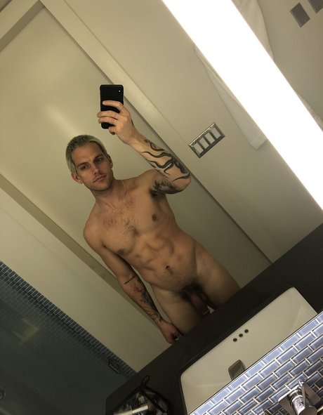 taytehanson model exclusive gallery