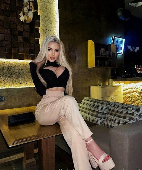 shemale pov onlyfans porno pic