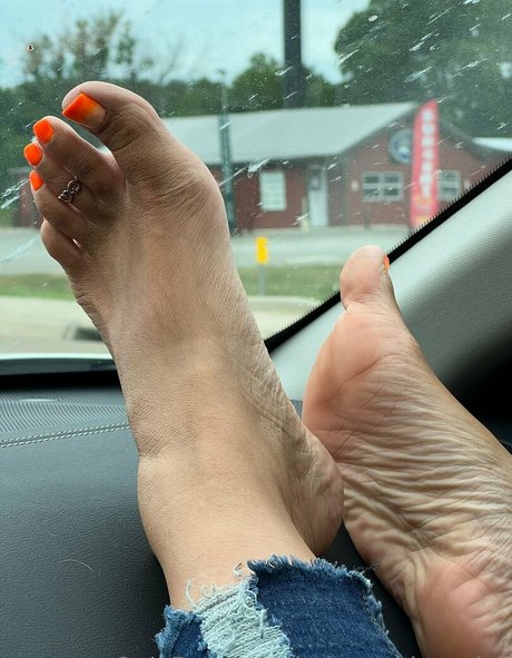 latinagoldensoles exclusive pornstar pics