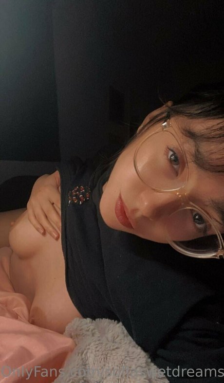 asian threesome onlyfans pornographic pictures