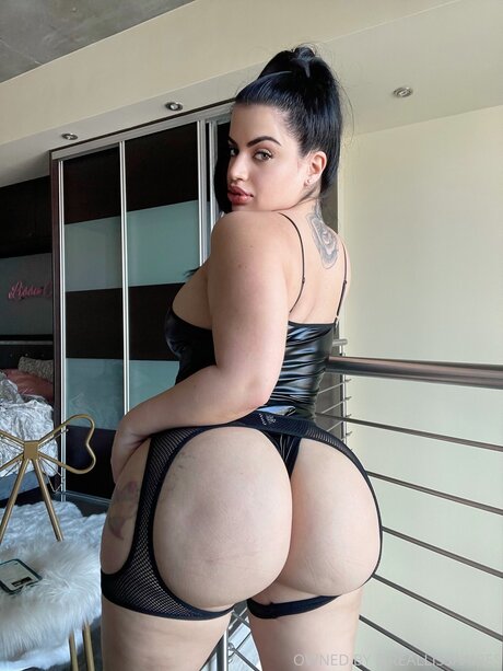 petite onlyfans hot nude pictures