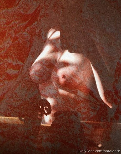 aatalante pretty actress pic