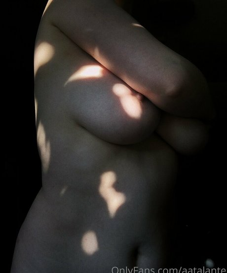 aatalante model pornographic photos