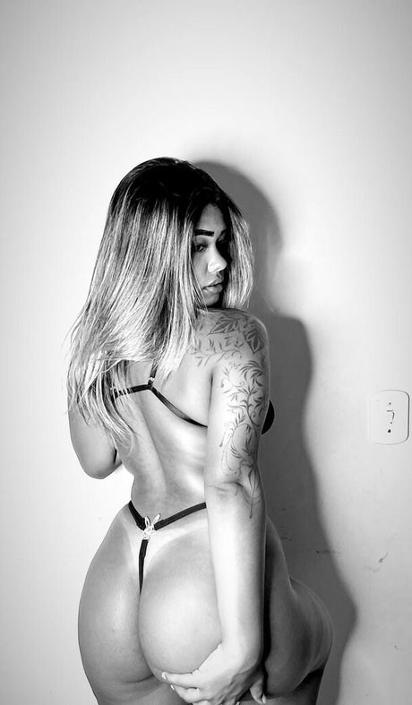 Kamille Dias star high quality images