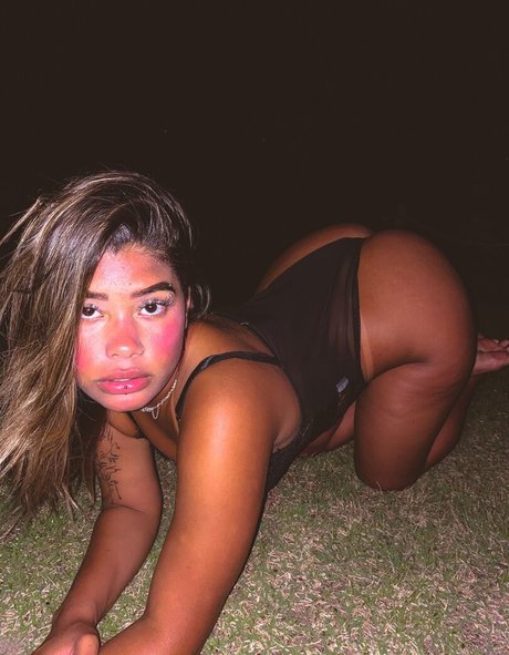 Kamille Dias beautiful model images