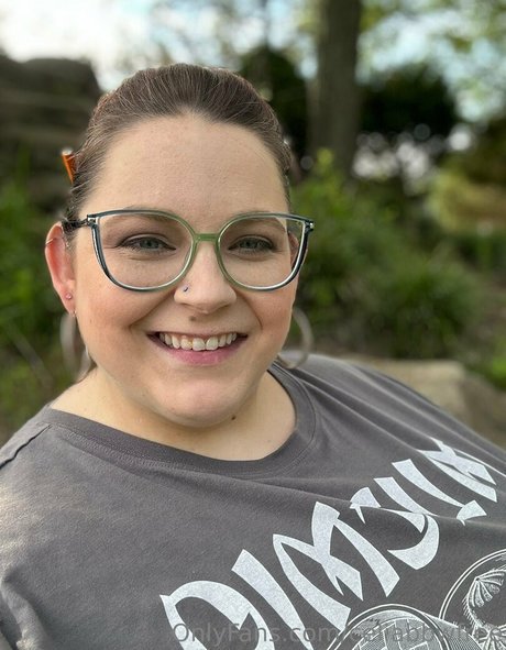 celiabbwfree nude pornstar img