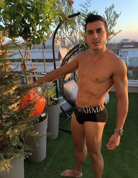 alexandrosr model free image