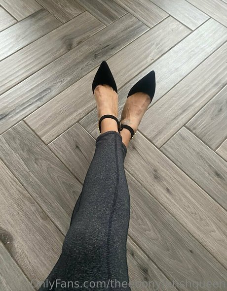 kikiluxxxe pornstar free pictures