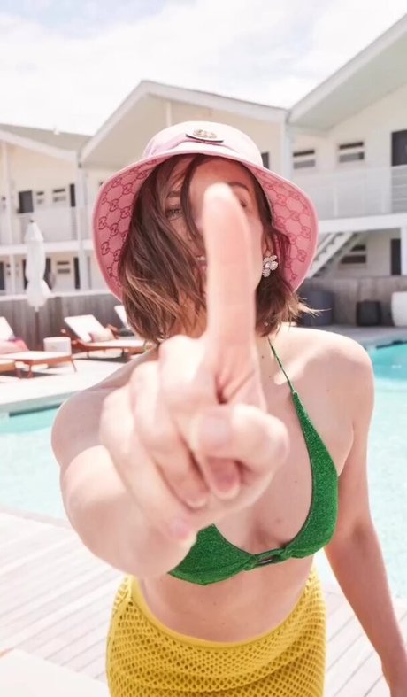 Lauren Cohan star nudes photos