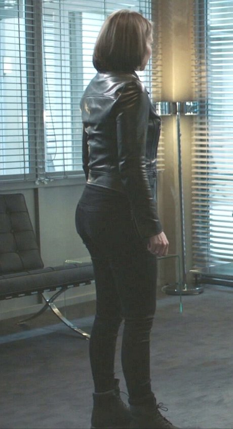 Lauren Cohan Best Profile Photo