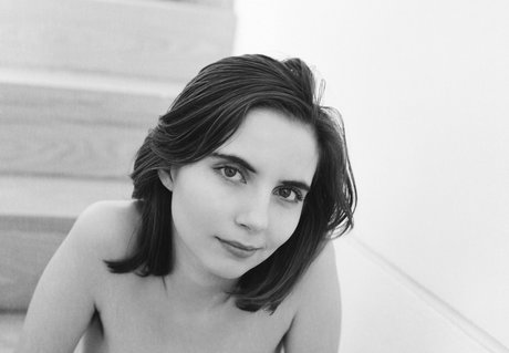 liararouxxxx high quality actress picture